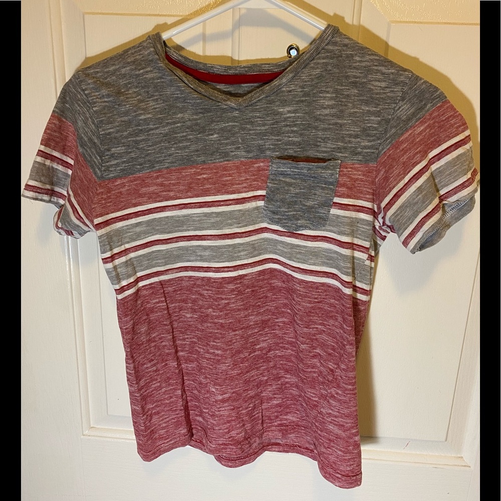 Distortion stripped kids used T-shirt